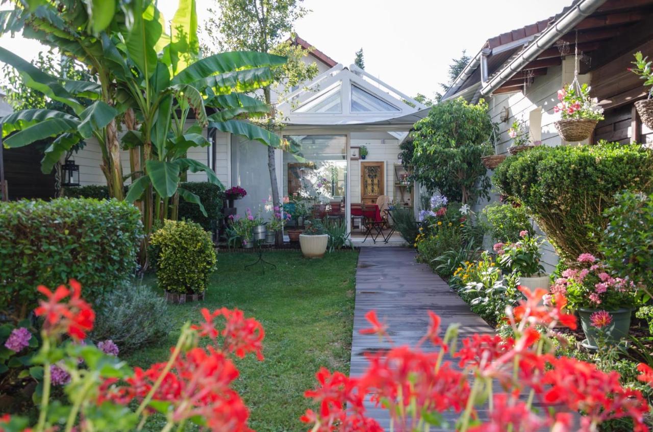 L'Isle De France Bed & Breakfast Конфлан-Сент-Онорин Екстериор снимка